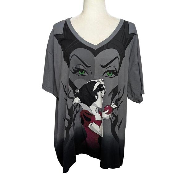 Disney Snow White and Evil Queen with Red Apple Ombre Graphic Tee 4XL NWOT - Picture 3 of 8